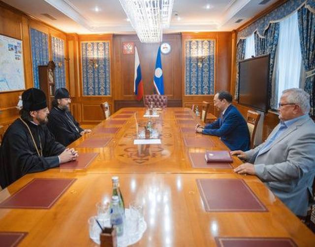 Патриарх Кирилл наградил 37 якутских медиков, а также Балабкину и Борисову медалями «Патриаршая благодарность»