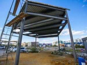 В Якутске благоустраивают общественные пространства и дворовые территории   