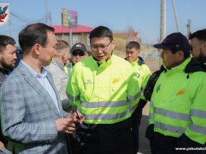 Айсен Николаев осмотрел объекты строительства и благоустройства в Якутске