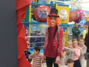 Безумное чаепитие в «Чудо-парке»