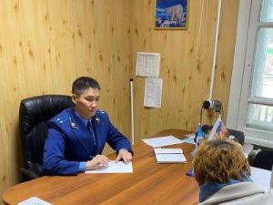 В Среднеколымске собака укусила ребенка: С администрации города взыскана компенсация