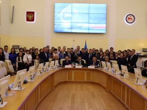 В Якутии поздравили Героя Труда России Владимира Михайлова с 70-летием