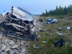 В Алданском районе при лобовом столкновении "ВАЗа" с "Тойотой" погиб водитель