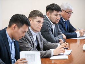 Строительство дорог в Якутске: осталось асфальтировать две улицы