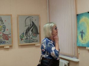 Сразу в трех регионах страны открылись выставки якутской художницы Мира Аргуновой