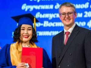 261 выпускник окончил СВФУ с красным дипломом