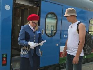 Со станции Нижний Бестях отправился первый регулярный пассажирский поезд