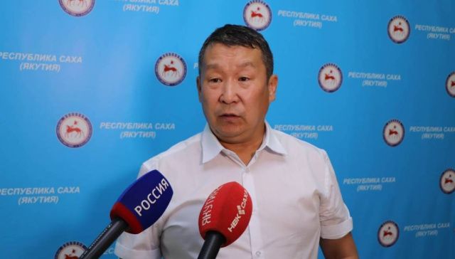 Сегодня день рождения первого зампреда правительства, первого замминистра, гендиректора, артиста и мелодиста