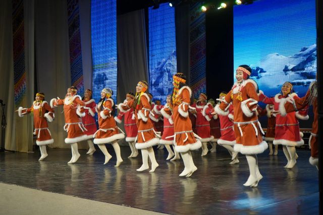  На Международной неделе «Народы России» в Якутии представили культурный код коренных малочисленных народов Севера тематической программой «Этно-лаборатория наследия» 
