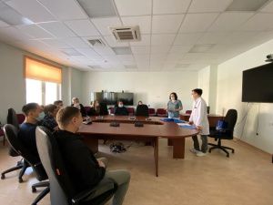 Новорожденным детям Якутии впервые вручили генетические паспорта