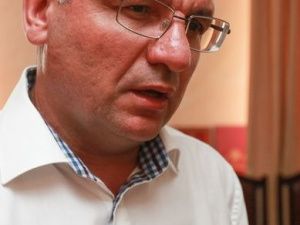 Гаврил ПАРАХИН о Федорове и Авксентьевой: «Они не справятся. В общем, какой «бардак» стоит в салонах «Виктории», такой и будет в городе.»