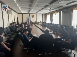 Мэрия Якутска проводит встречи по информированию о преимуществах контрактной службы