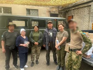 Глава Хангаласского района Якутии встретился с бойцами в зоне СВО