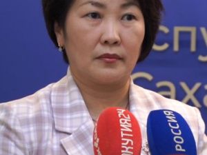 Главного врача улусной больницы назвали некомпетентной, а она переадресовала эту претензию в Минздрав Якутии