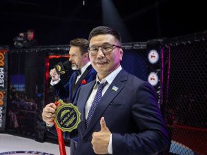 Обладателем чемпионского пояса лиги Хабиба Нурмагомедова на Кубке Ил Дархана стал Узаир Абдураков