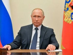 Путин продлил нерабочие дни в России до 11 мая включительно