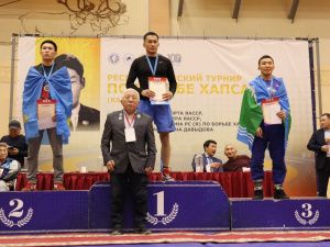 Стали известны имена лучших хапсагаистов турнира памяти Николая Давыдова в Якутске