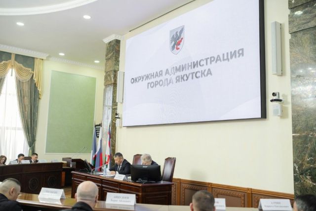 Дмитрий Садовников поставил задачу по снижению числа жалоб от горожан