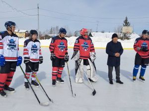 Лучшую школьную хоккейную команду определят в Мегино-Кангаласском районе