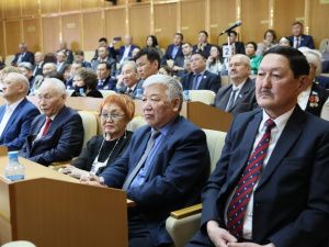 Айсен Николаев: Важнейшая миссия Ил Тумэн – укрепление общественного согласия