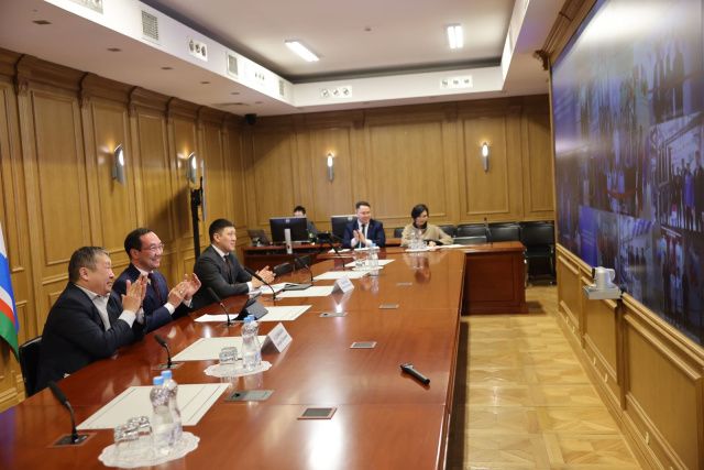 В селе Хонуу введен в работу крупнейший в Арктической Якутии больничный комплекс 