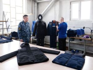 Осужденные исполняют заказы на постельное белье, подушки, спецодежду