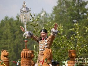 Ысыах Олонхо в Намцах открыли масштабной постановкой о героях якутского эпоса