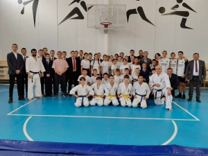 На Дальнем Востоке тысячи школьников занимаются спортом в новых физкультурных комплексах 