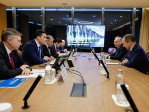 О чем говорили глава Якутии и министр промышленности России