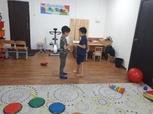 Психолого-педагогическая студия «ВыРАСтайка» для детей с аутизмом и с задержкой психо-речевого развития работает в Якутске