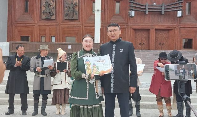 В Якутии впервые прошел конкурс молодых запевал осуохая