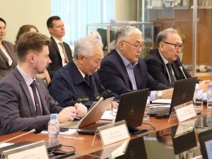Глава Якутии обсудил с руководством Росгидромета работу самолетов-зондировщиков  в республике