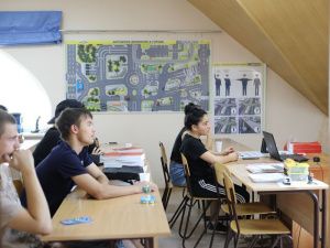 В Якутске стартовали проекты «За рулем» и «Школа красоты»