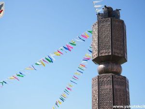 Горячая пора лета приближается: что ждет жителей и гостей столицы на Ысыахе Туймаады-2024