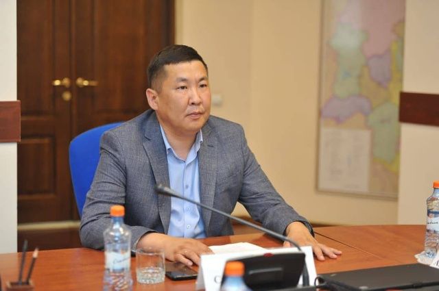 Степан Саргыдаев покинул пост министра по делам молодежи Якутии