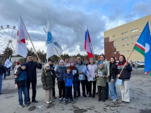 В Якутске состоялся профсоюзный семейный автопробег