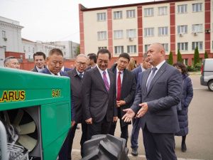 Якутия увеличит поставки сельскохозяйственной и большегрузной техники из Беларуси