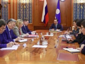 Глава Якутии поставил перед правительством задачи на предстоящую неделю