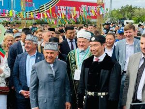 Якутский Ил Дархан и татарский Раис на Сабантуе в Якутске