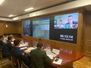 Айсен Николаев поручил ликвидировать оставшиеся пожары в Якутии в ближайшие два дня