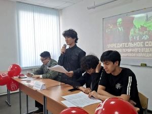 В Якутске еще одна новая первичная комсомольская организация