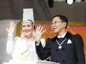 Огонь семейного очага «Сердце России», зажжённый на выставке-форуме «Россия», в Якутию привезёт молодая семья Федоровых