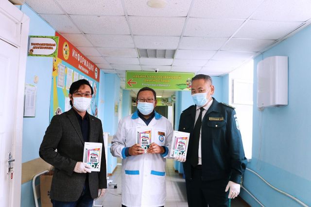 Детской инфекционной клинической больнице подарили 39 планшетов