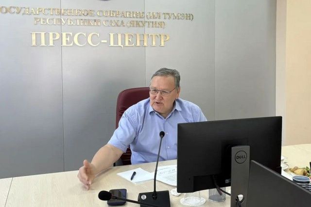 Депутат - олигарх Ил Тумэн оказался невеждой истории