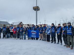 Молодогвардейцы Якутии возложили цветы в память о жертвах теракта в Подмосковье