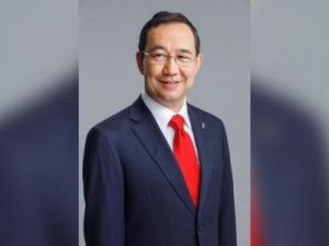 Айсен Николаев поздравляет с Днем железнодорожника