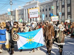 В Якутии ко Дню народного мастера приурочили шествие в национальных костюмах