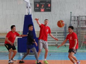 В ЖДЯ провели соревнования по стритболу