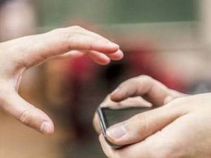 В Якутске после совместного отдыха в баре мужчина лишился телефона