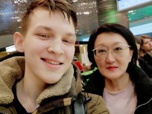 АВКСЕНТЬЕВА, АКТЕР ИЗ ЯКУТСКА, БУРГЕРЫ И…ПРЕЗЕРВАТИВЫ